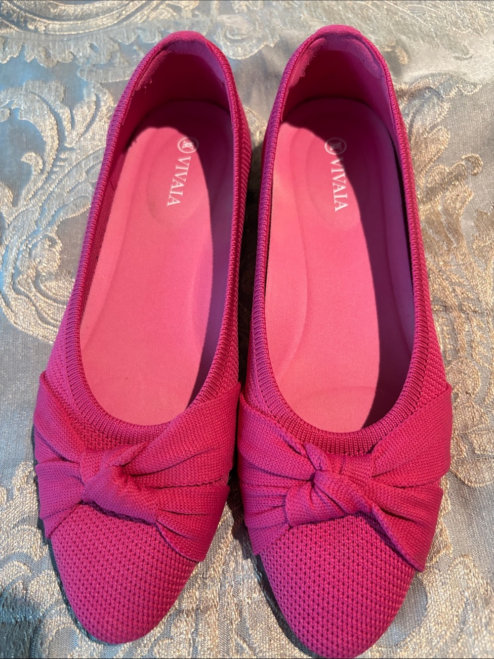 VIVAIA Women’s Hot Pink Knot Ballet Flats